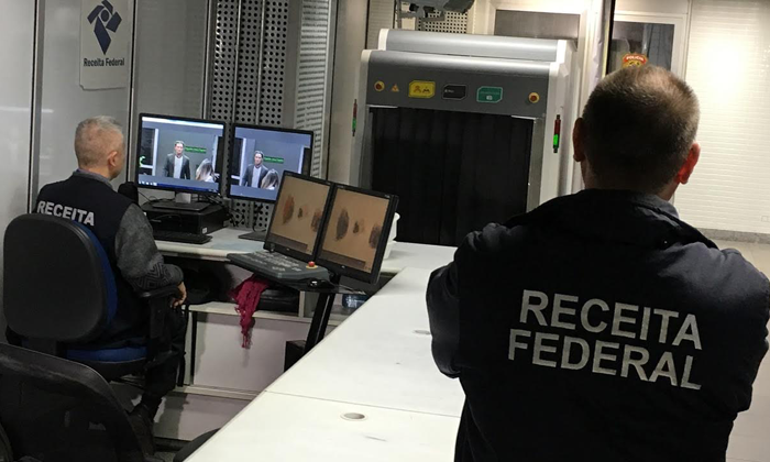 Receita Federal não pode tributar produto importado de até US$ 100